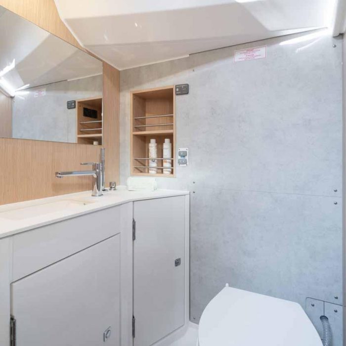 Vento Estivo | Bavaria C42 photo 27