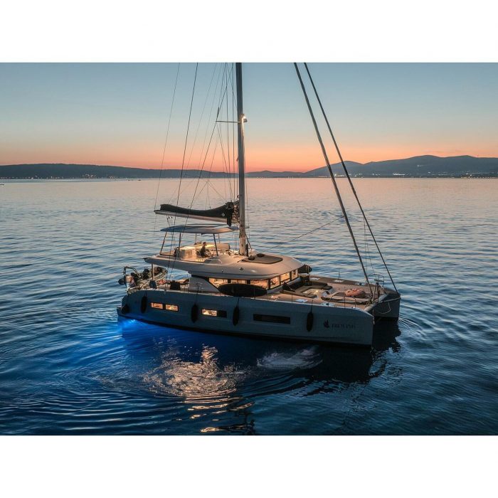TRIWING OSSUS | Lagoon 55 photo 5