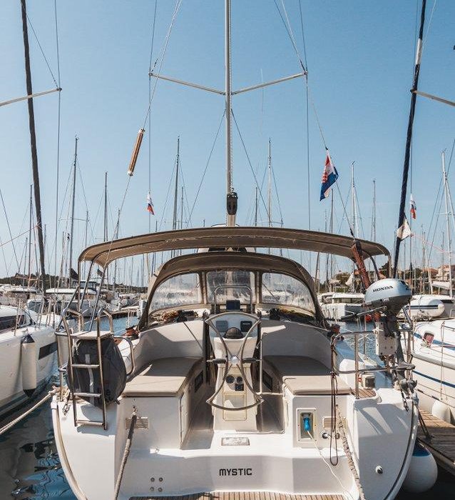Mystic | Bavaria 36 Cruiser photo 12