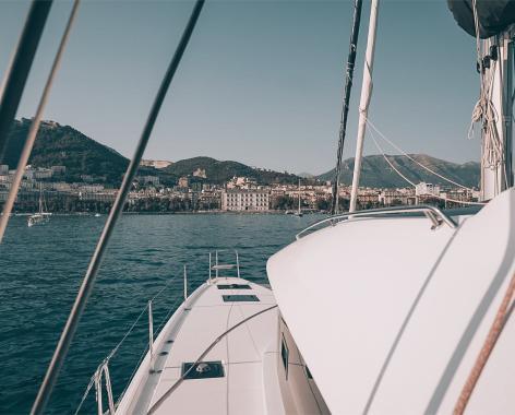 Lady G | Lagoon 51 photo 5