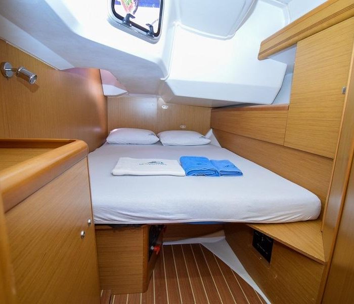 Loki | Sun Odyssey 44 i photo 19