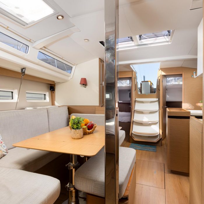 Ikarus | Sun Odyssey 440 photo 11