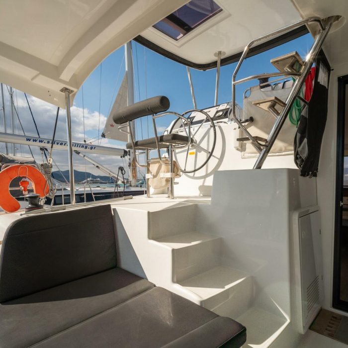 Silver VIII  (A/C and Generator) | Lagoon 42 photo 19