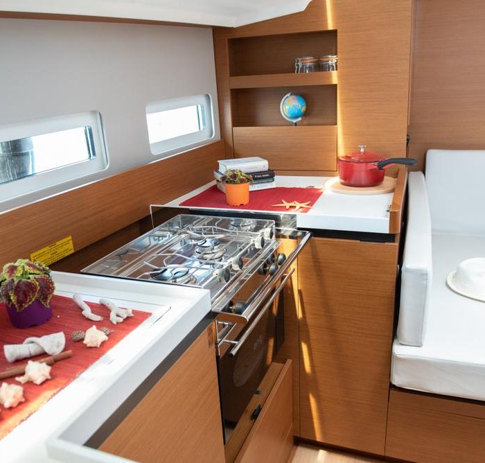 Marianna | Sun Odyssey 410 photo 65