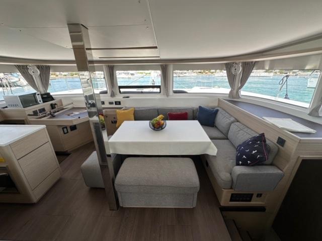 Mira | Lagoon 46 photo 18