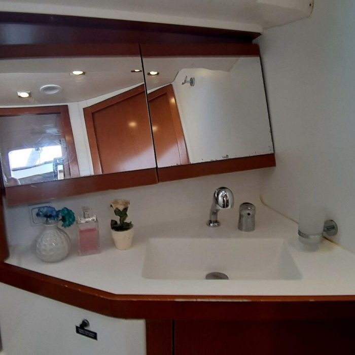 Zeppelin | Oceanis 45 photo 19