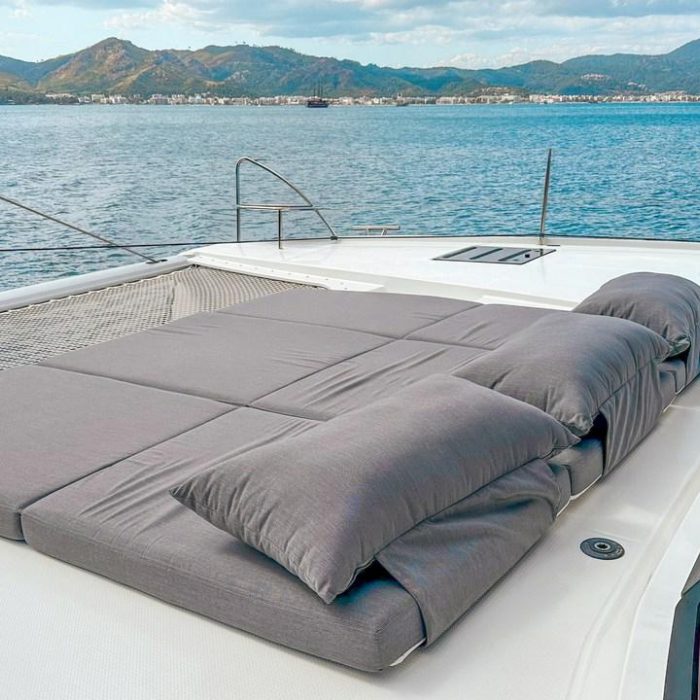 Smart Way | Fountaine Pajot Tanna 47 photo 12