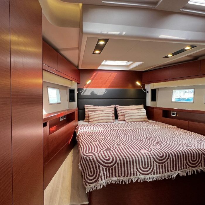 MiR | Hanse 548 photo 28