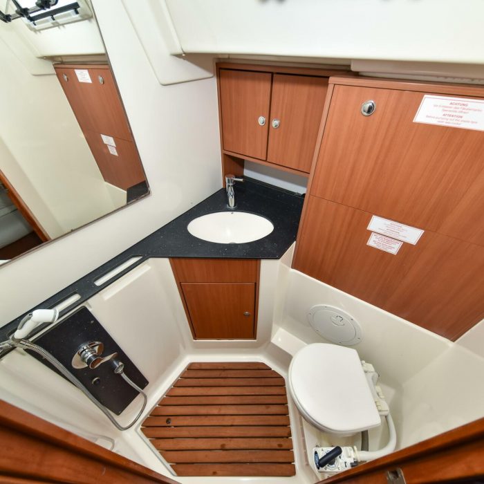 Controvento | Bavaria Cruiser 45 photo 41