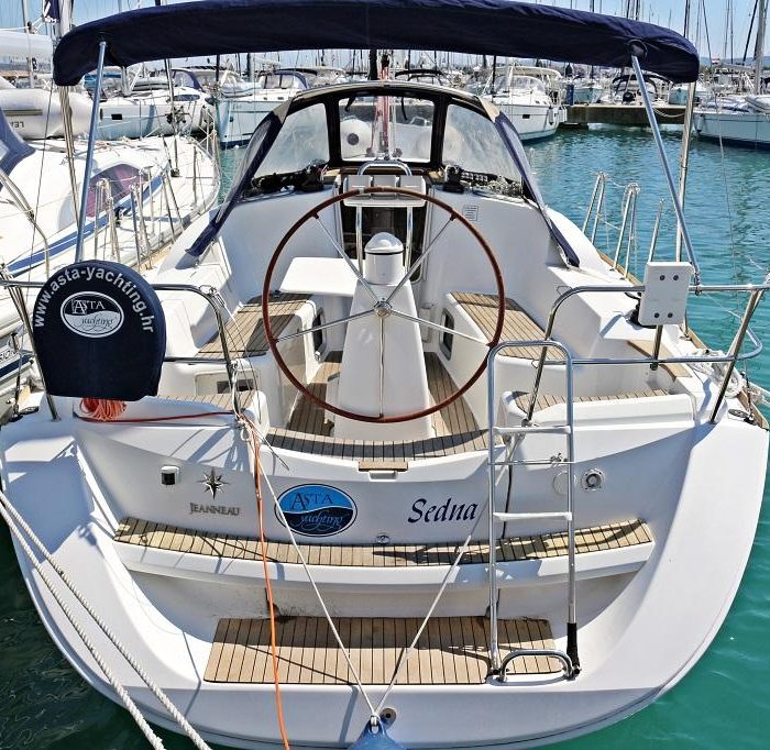 Mala | Sun Odyssey 36i photo 7