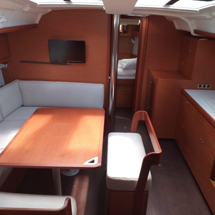 Fenera | Dufour 430 photo 7