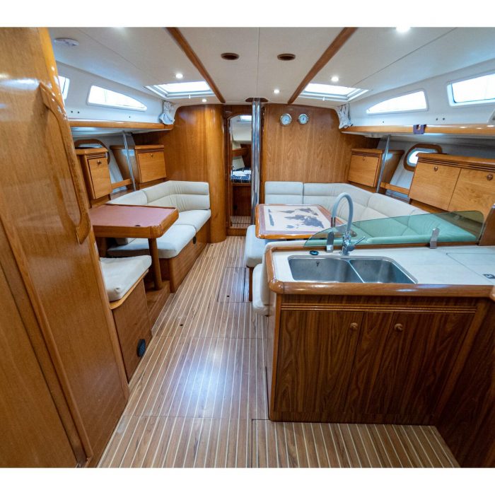 Tatanos | Sun Odyssey 43 photo 16