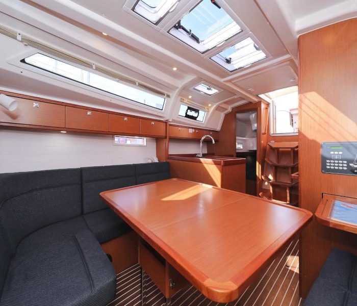 Lupe | Bavaria Cruiser 37 photo 81