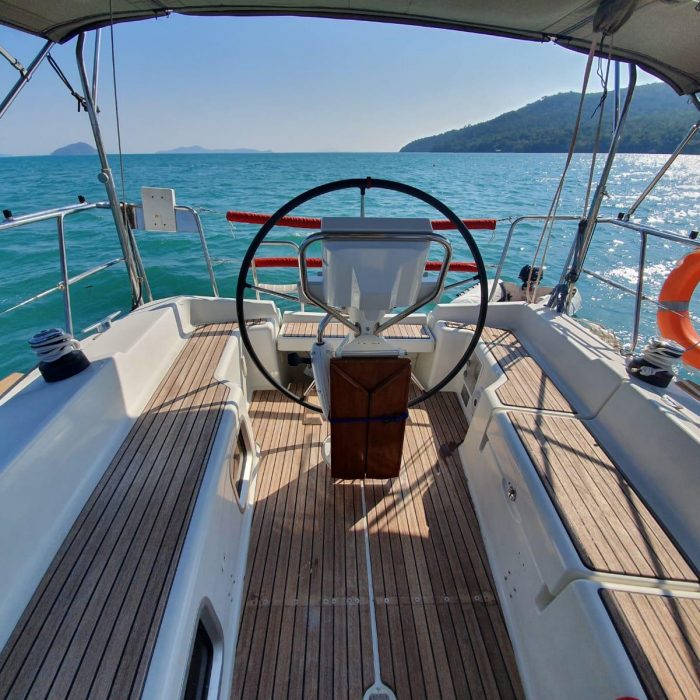 Aqua | Sun Odyssey 33i photo 5