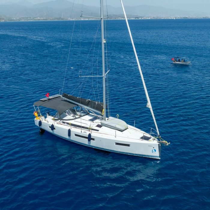 Anda | Sun Odyssey 440 photo 1