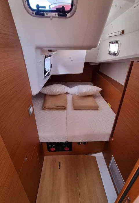 Bella Mia | Sun Odyssey 380 photo 12
