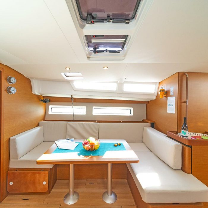 Funsea | Sun Odyssey 490 photo 12