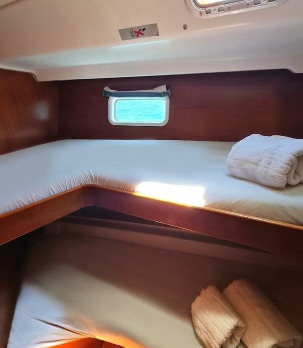Erika | Oceanis Clipper 411 photo 11