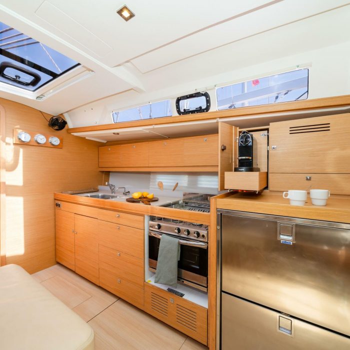 Dioni | Dufour 460 Grand Large photo 10