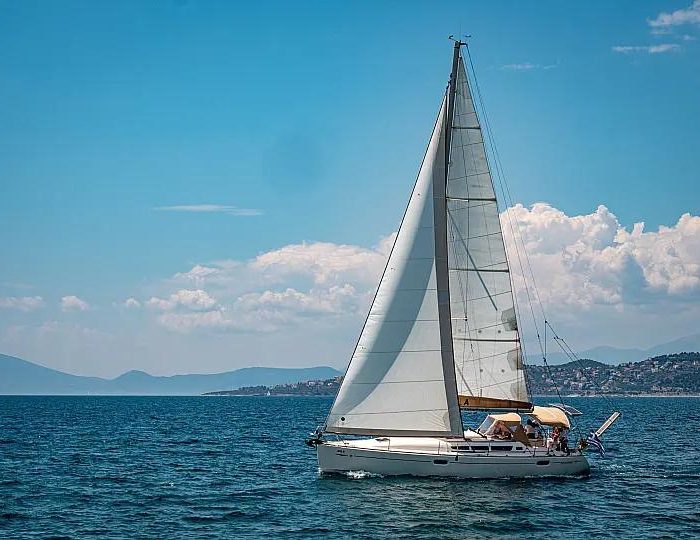 Mila | Sun Odyssey 42 i photo 6