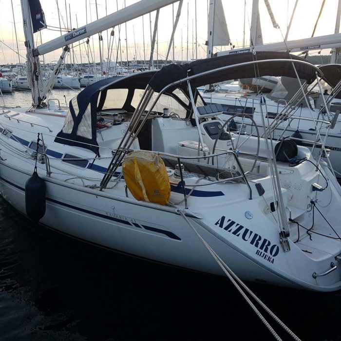 Azzurro | Bavaria 41 photo 2