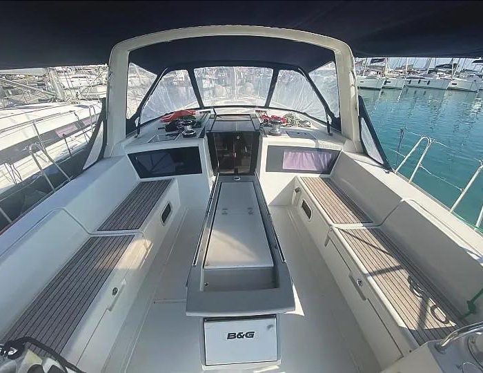 Bandol | Oceanis 48 photo 2