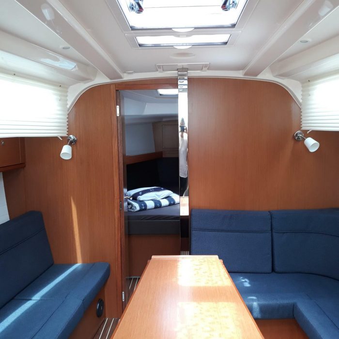 Mišac | Bavaria Cruiser 37 photo 9