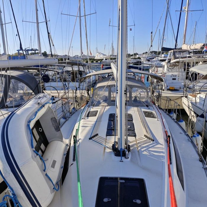 Atena | Bavaria Cruiser 37 photo 2