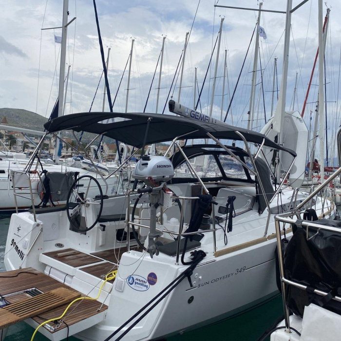 gemelli | Sun Odyssey 349 - 3 cab. photo 2