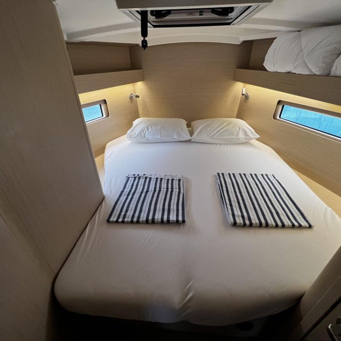 Aglaia | Oceanis 40.1 photo 9