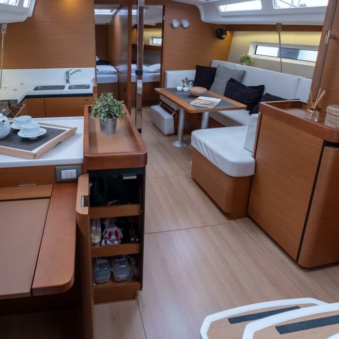 Ioleta | Sun Odyssey 440 photo 17 Ioleta | Sun Odyssey 440 photo 17