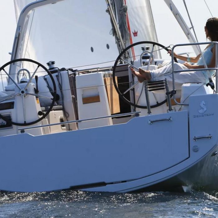 Blondi | Oceanis 35 photo 3