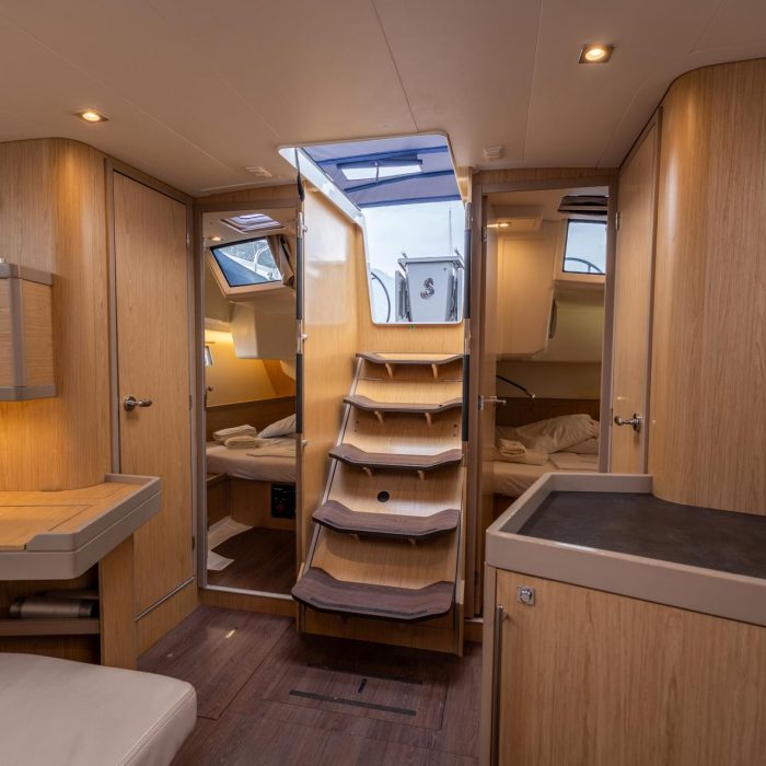 Asteria - Standard line | Oceanis 45 photo 15