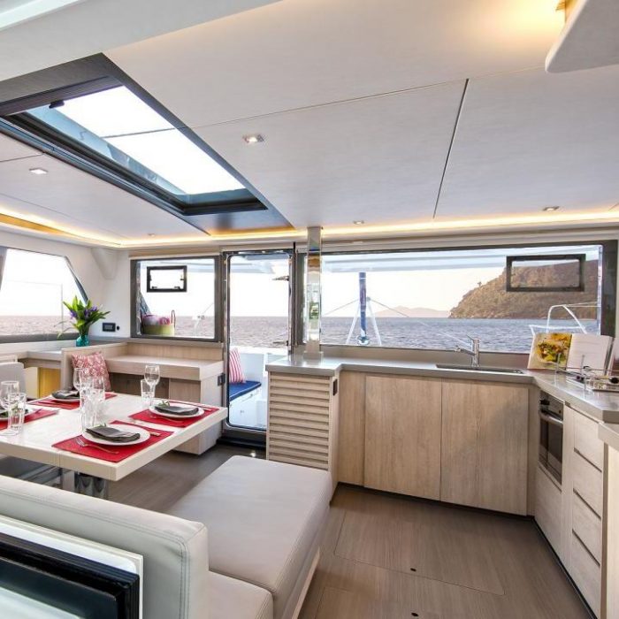 Moorings 4500L Crewed | Leopard 45 photo 4