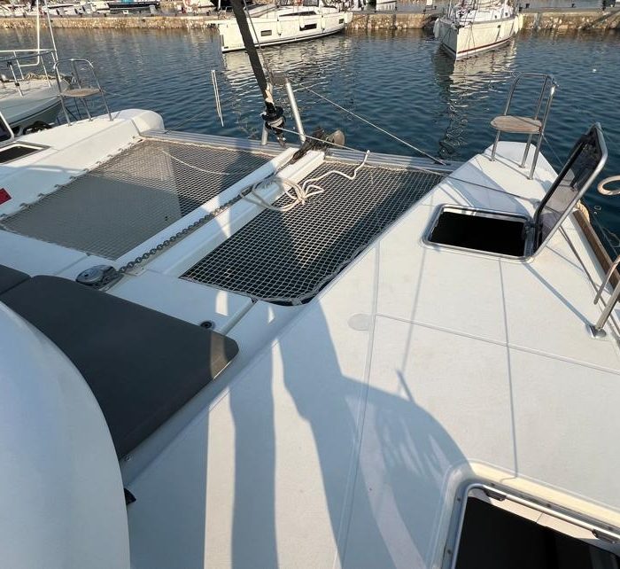 Andromeda | Lagoon 40 photo 19