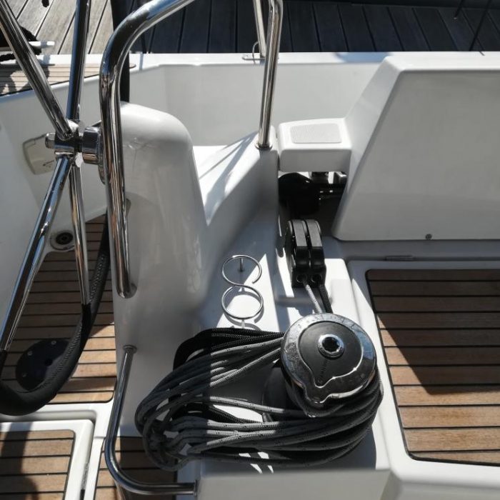 Frenetica | Sun Odyssey 440 photo 8