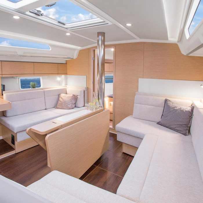 Dafne | Hanse 418 photo 4