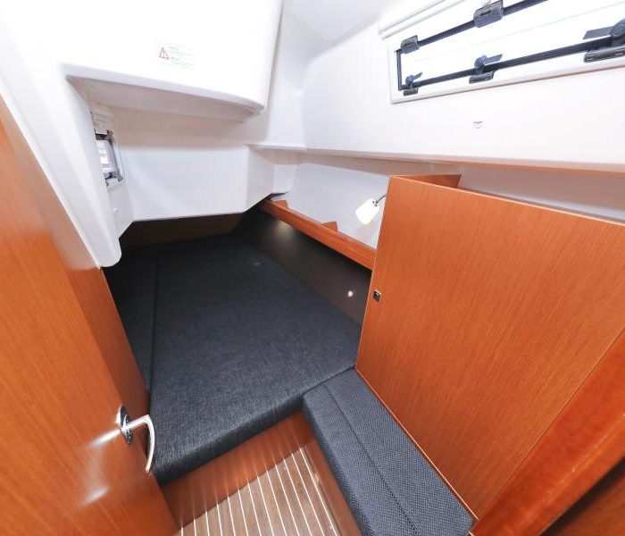 Lupe | Bavaria Cruiser 37 photo 88