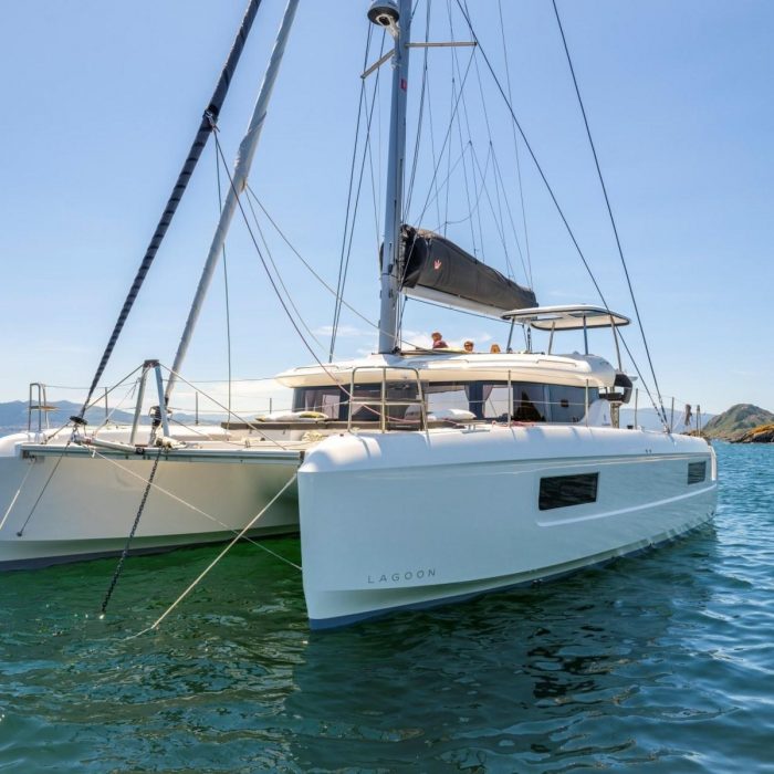 Calipso | Lagoon 43 - 3 cab. photo 1