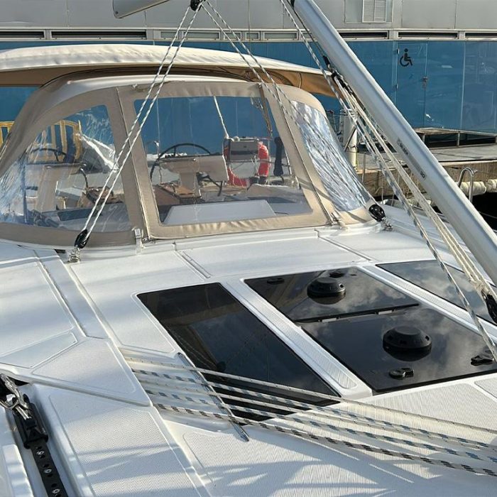 Topaz | Bavaria C46 photo 30