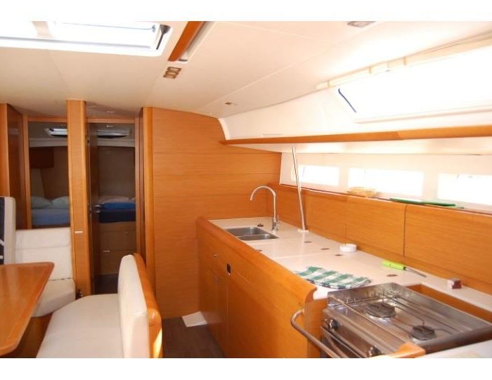 Alboran Champagne (Mallorca) | Sun Odyssey 519 photo 3 Alboran Champagne (Mallorca) | Sun Odyssey 519 photo 3