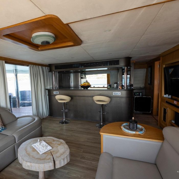 LONG ISLAND | Catamaran photo 12