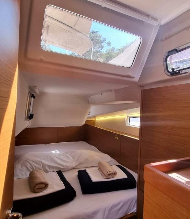 Izzy | Sun Odyssey 490 photo 23