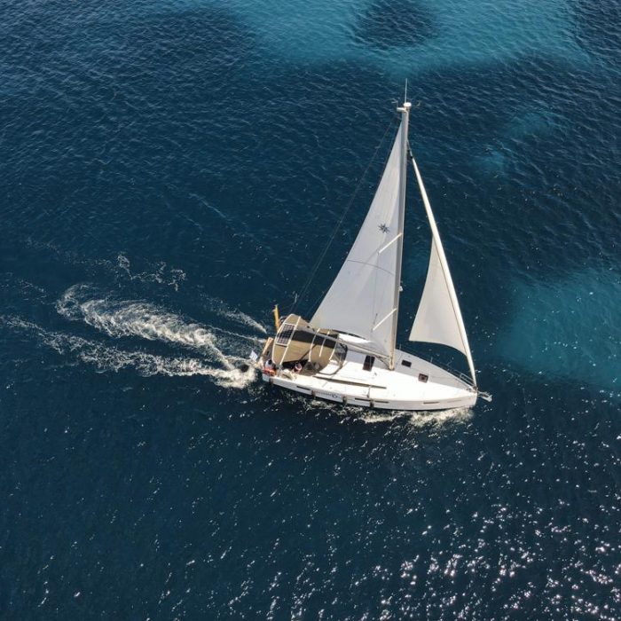 Marianna | Sun Odyssey 410 photo 5
