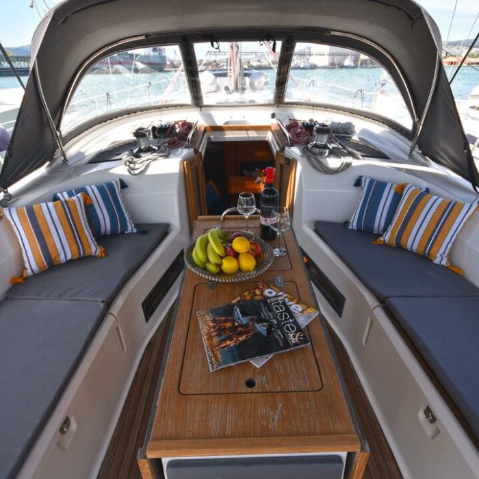 Nouvelle Vague | Bavaria Cruiser 45 photo 8