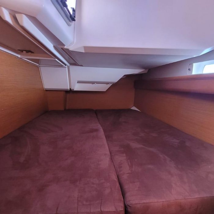 Grenat | Sun Odyssey 379 photo 20