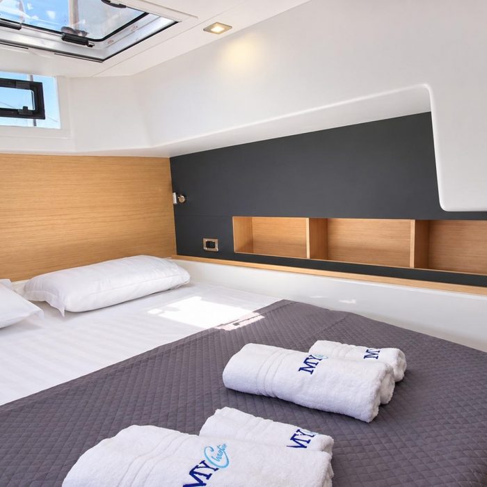 Amelie | Dufour Catamaran 48 photo 29