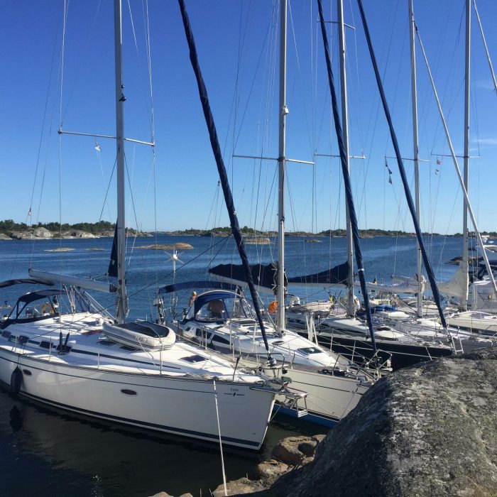Evita | Bavaria 46 photo 16
