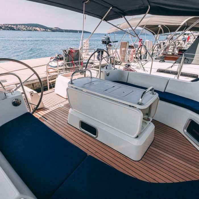 Ana B. | Sun Odyssey 49i photo 3