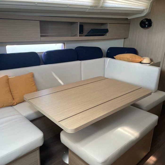 Wing II | Oceanis 40.1 photo 5